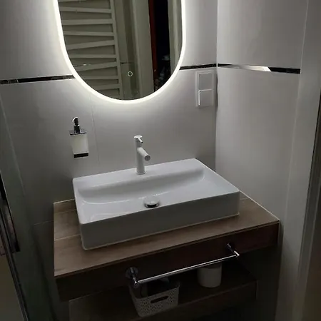 Szwajcarka Z Sauna I Jacuzzi Frühstückspension Bad Kudowa