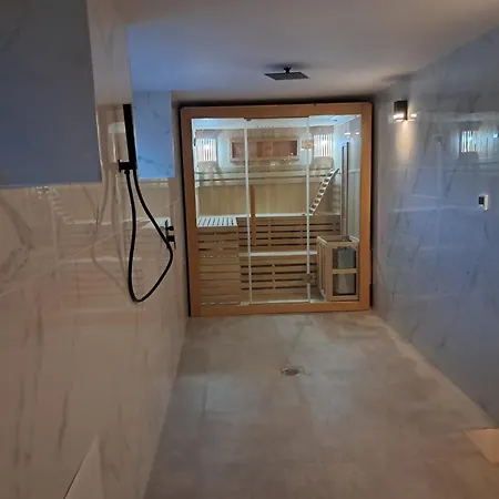 Frühstückspension Szwajcarka Z Sauna I Jacuzzi *