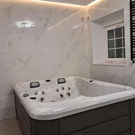Szwajcarka Z Sauna I Jacuzzi Bad Kudowa
