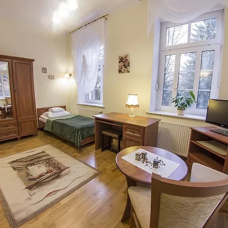 Szwajcarka Z Sauna I Jacuzzi