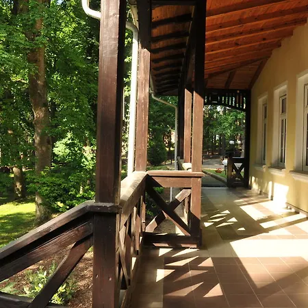 Szwajcarka Z Sauna I Jacuzzi