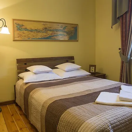 Panzió Szwajcarka Z Sauna I Jacuzzi