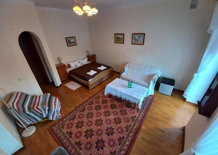 Nocleg ze śniadaniem Szwajcarka 3*