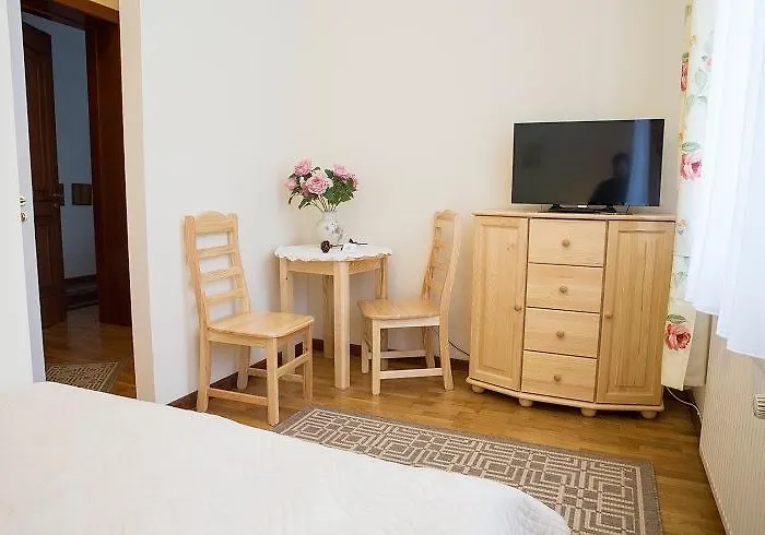 Nocleg ze śniadaniem Szwajcarka 3*